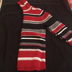 Long sleeve turtle neck. Size L